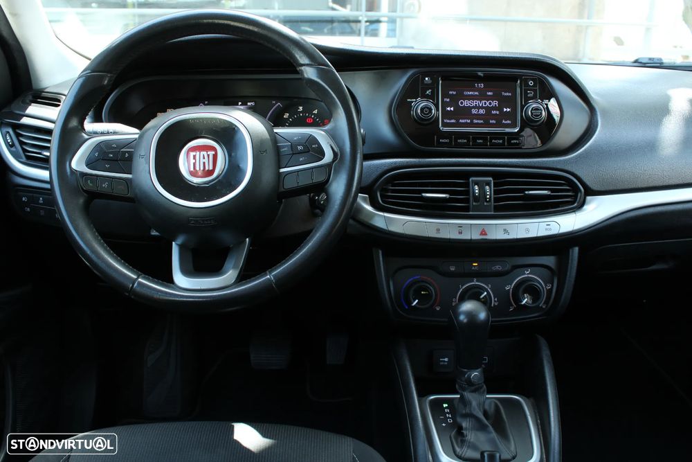 Fiat Tipo Station Wagon 1.6 M-Jet Lounge Tech J17 DCT - 13