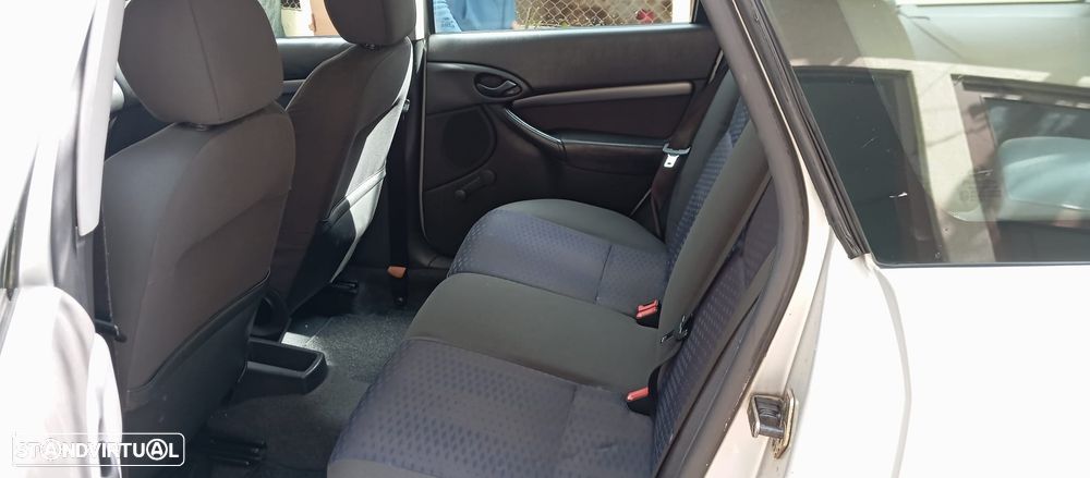Ford Focus SW 1.8 TDCi Centennial - 6