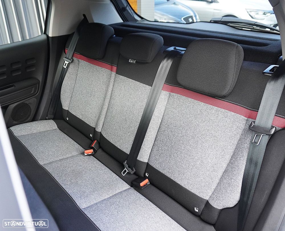 Citroën C3 1.2 PureTech Shine - 33