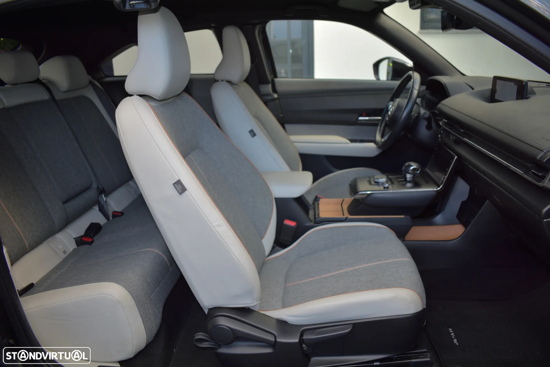 Mazda MX-30 e-Skyactiv Excellence - 22