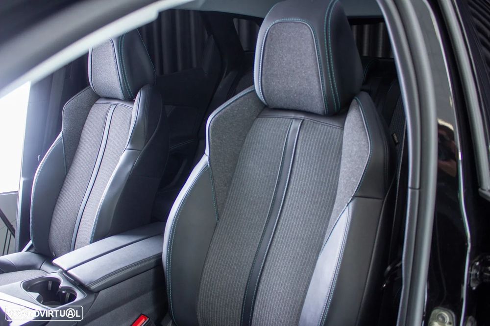 Peugeot 3008 1.6 Hybrid Allure e-EAT8 - 11