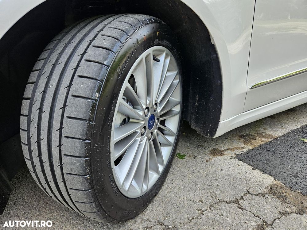 Ford Mondeo 2.0 HEV Vignale - 16
