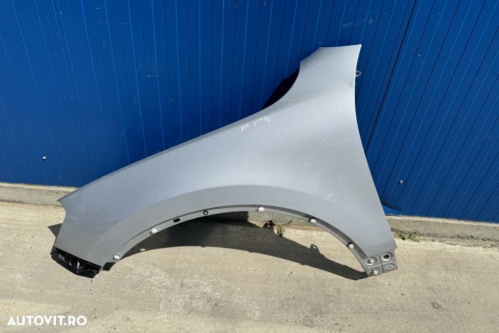 Aripa stanga fata Volkswagen VW Touareg generatia 2 7P [2010 - 2014] - 1