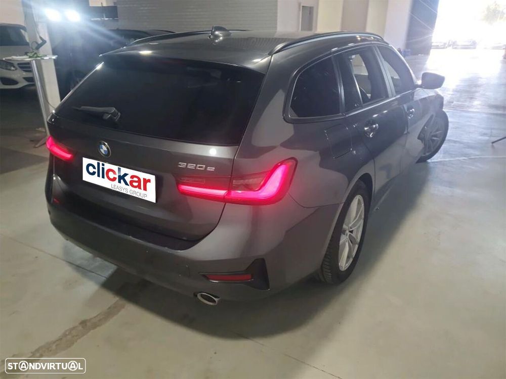 BMW 320 e Corporate Edition Auto — fotografia 2
