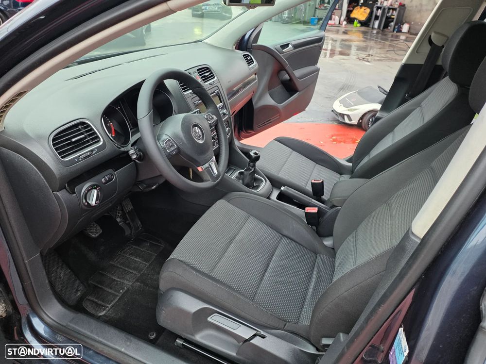 VW Golf 2.0 TDi Confortline - 16