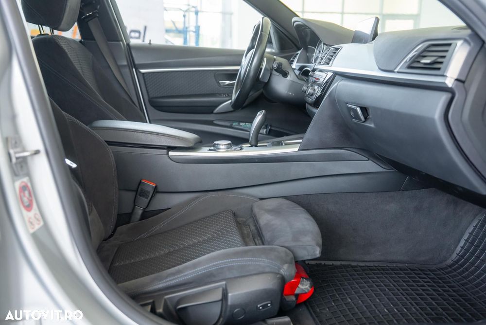 BMW Seria 3 320d Aut. Blue Performance Sport Line - 13