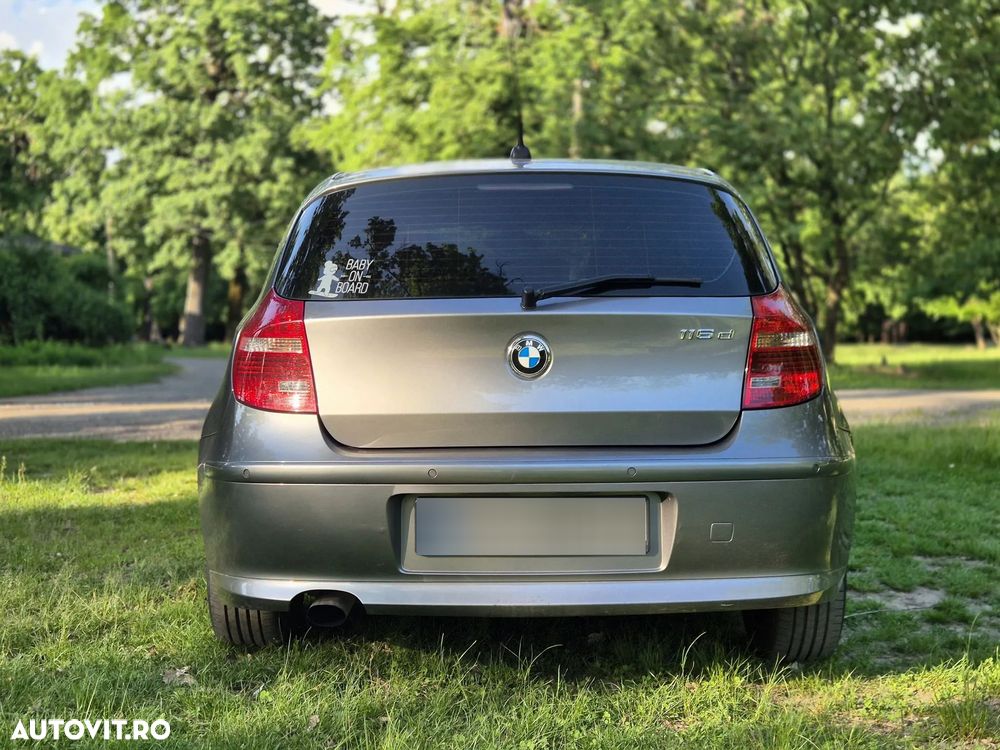 BMW 1 Series 2010 — imagine 13