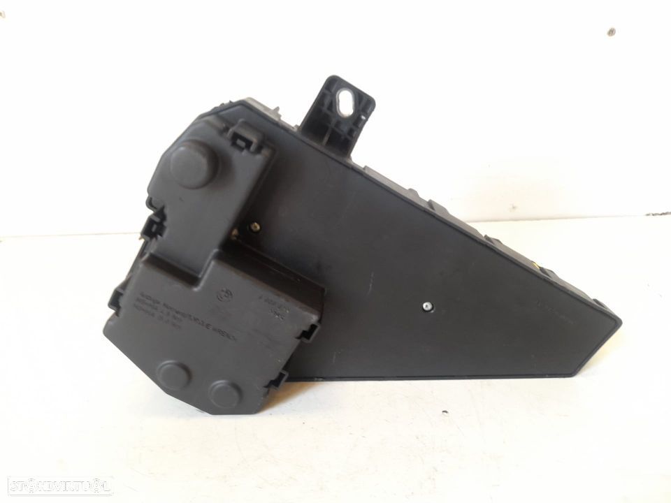 CAIXA FUSÍVEIS ORIGINAL 6906588 BMW SERIE 5 E60 E61 - 2