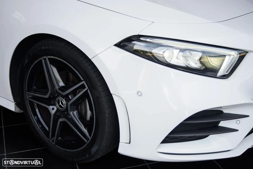 Mercedes-Benz A 180 d AMG Line - 21