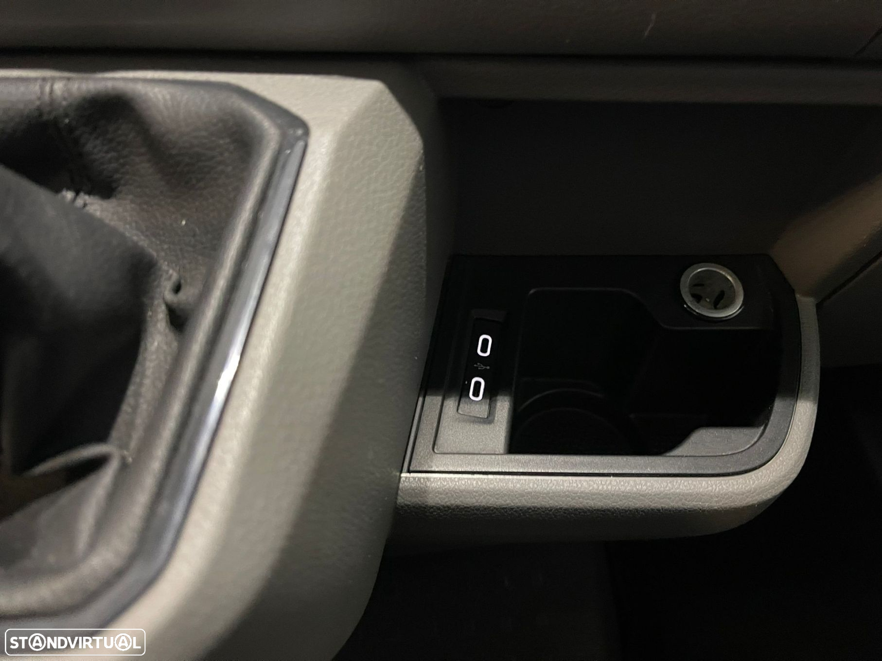 VW Transporter - 30