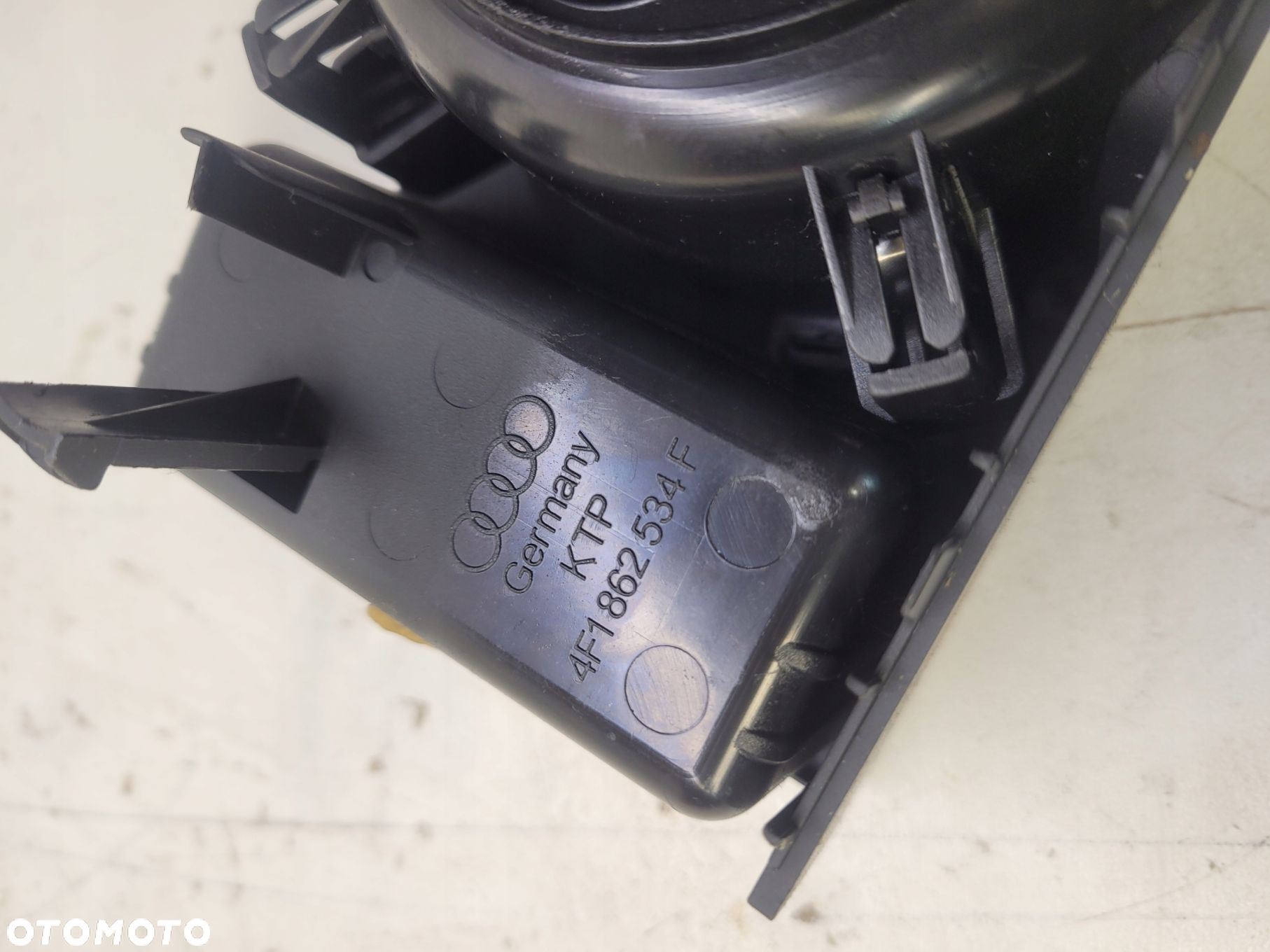 UCHWYT NA KUBEK AUDI A6 C6 4F1862534F EUROPA - 5