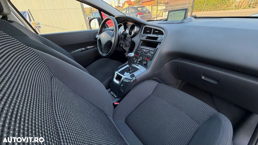 Peugeot 5008 e-HDI FAP 115 EGS6 Stop&Start Business-Line - 20