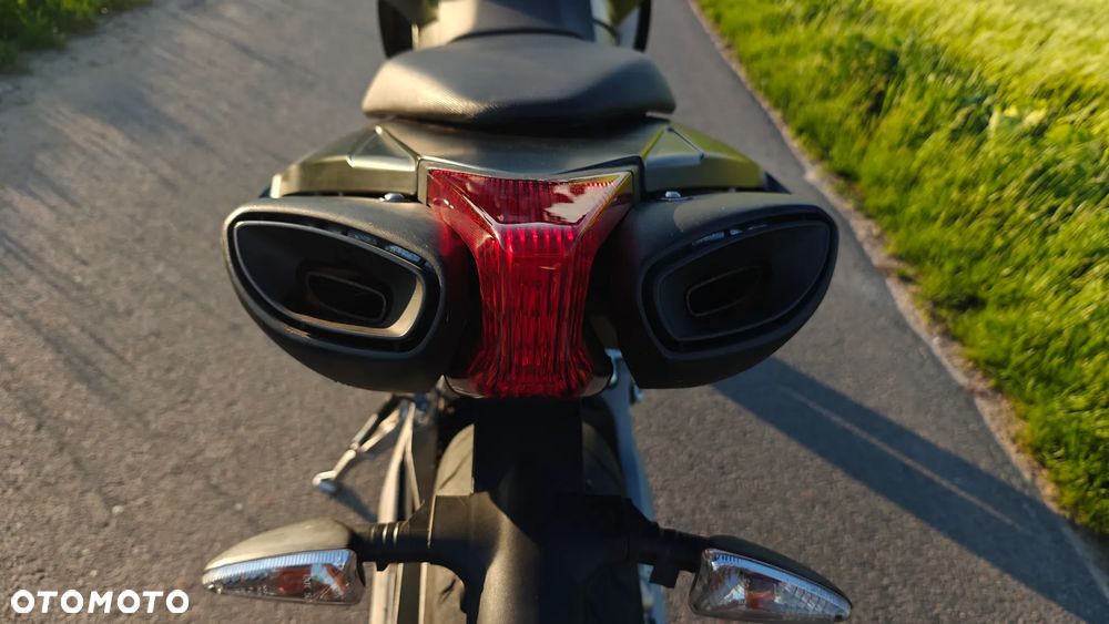 Aprilia Dorsoduro - 9