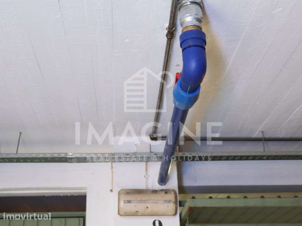 Garagem para venda na Zona Ribeirinha - Excelente localização - Grande imagem: 4/12
