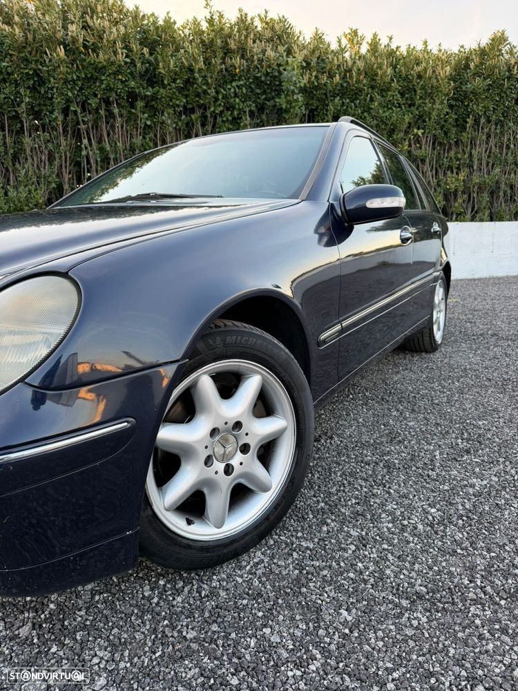 Mercedes-Benz C 270 CDi Avantgarde Aut. - 32