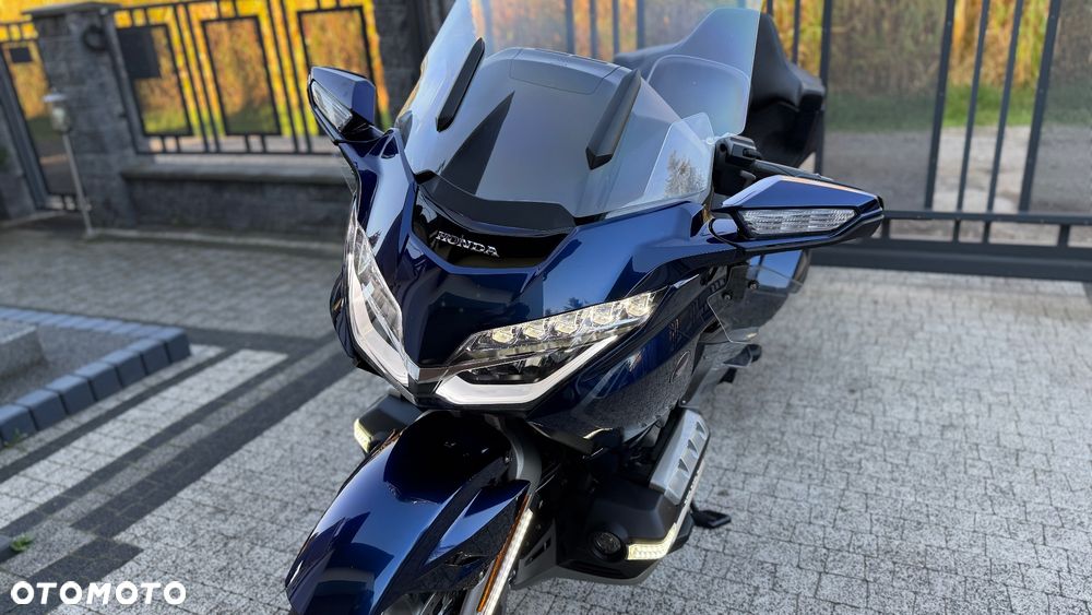 Honda GL - 23
