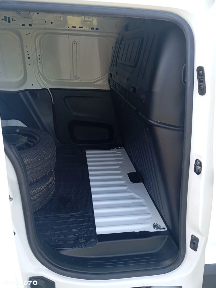 Opel combo - 6
