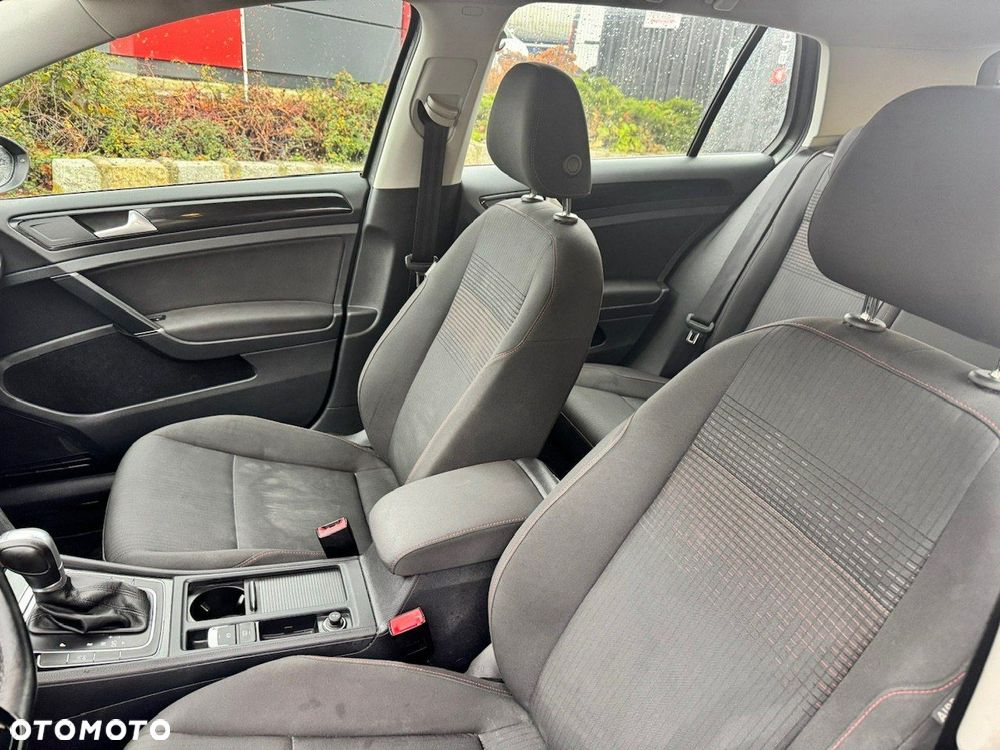 Volkswagen Golf 1.0 TSI DSG Sound - 12