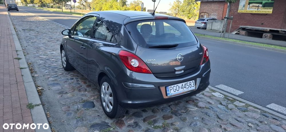Opel Corsa - 3