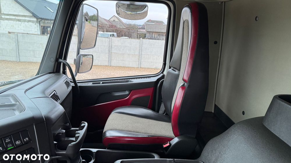 Volvo FMX 410  8X4 - 27