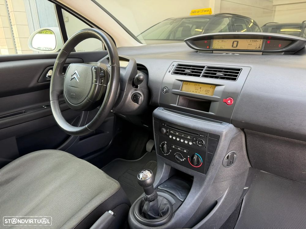 Citroën C4 1.6 HDi VTR - 15
