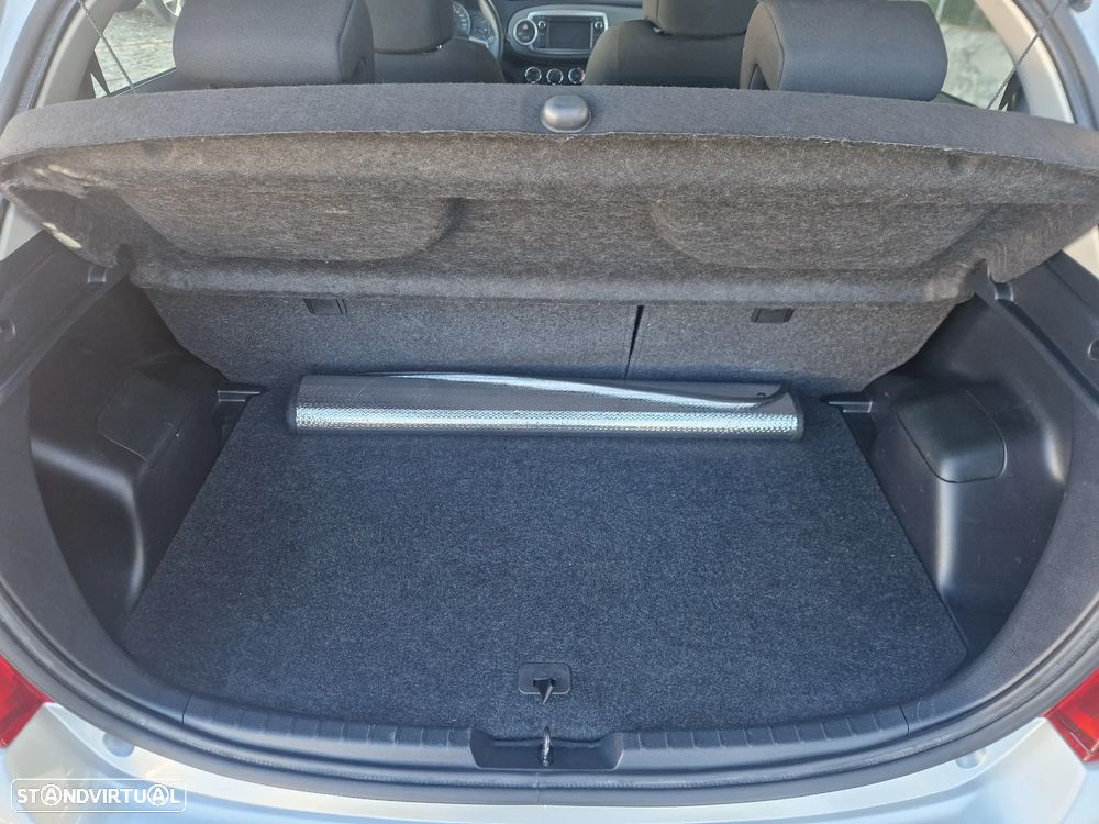 Toyota Yaris 1.0 VVT-i Life - 23