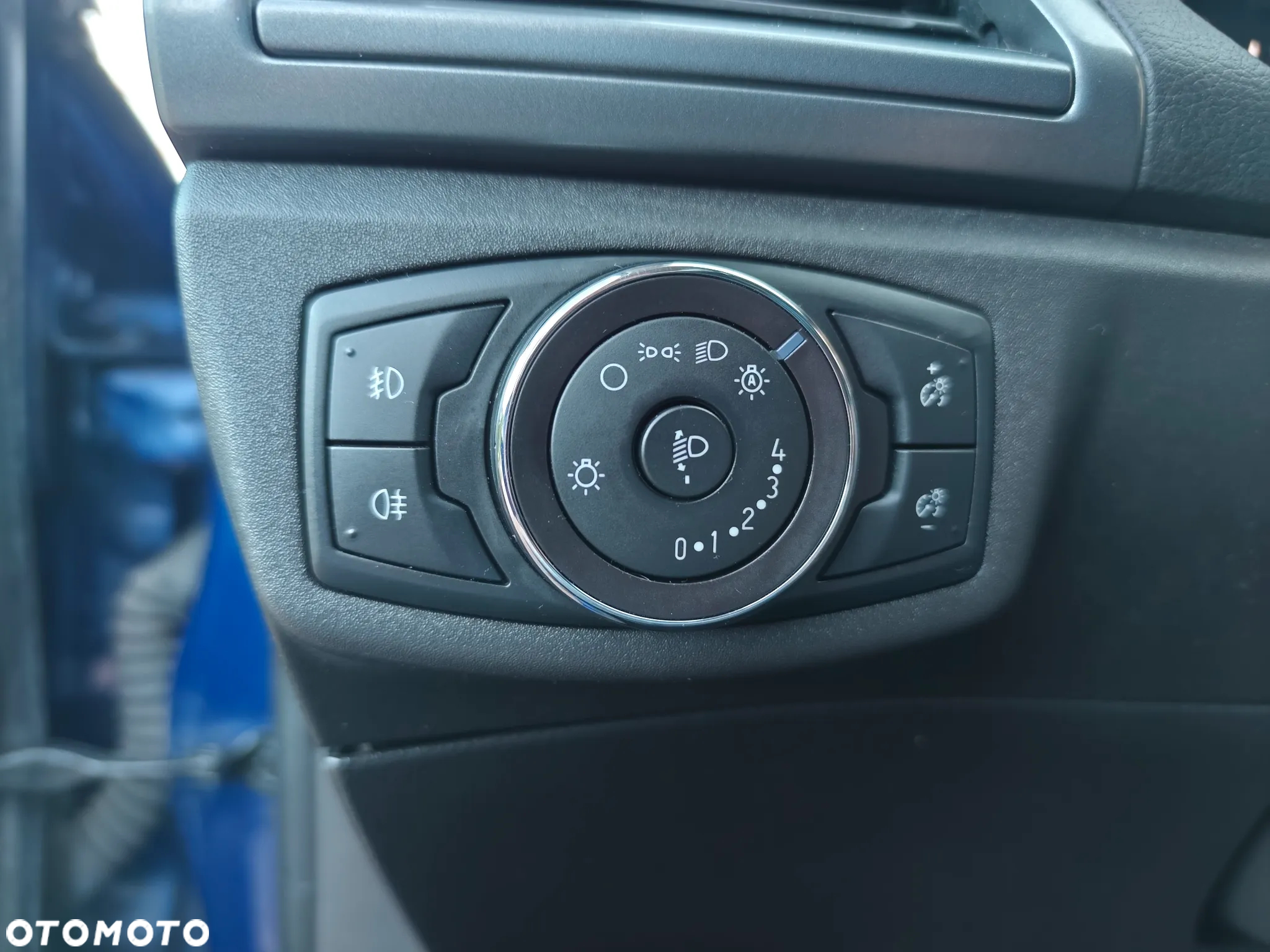 Ford Mondeo 2.0 TDCi Trend - 10