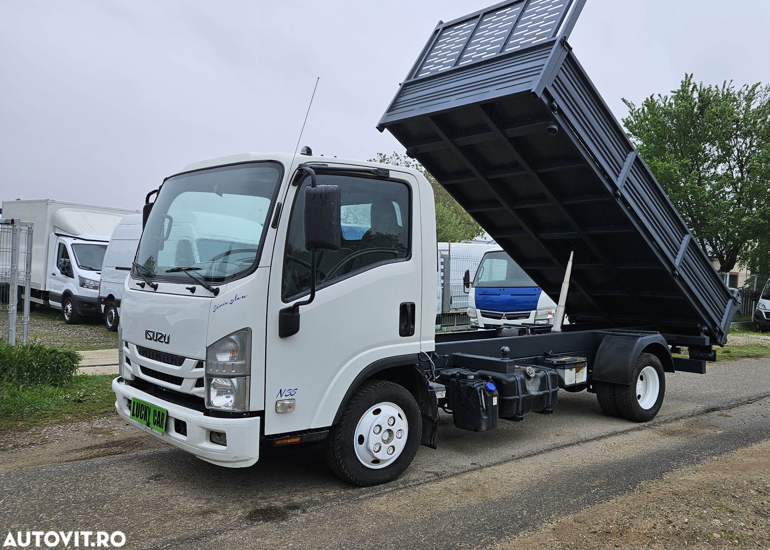 Isuzu Basculabila - 1