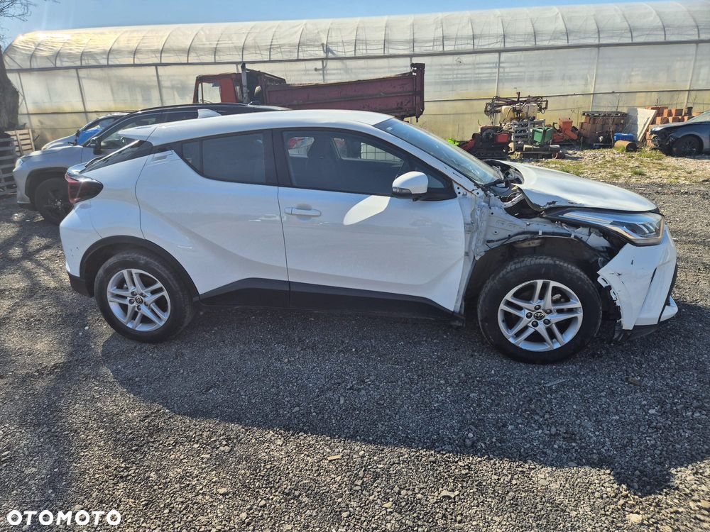 Toyota C-HR Style - 10
