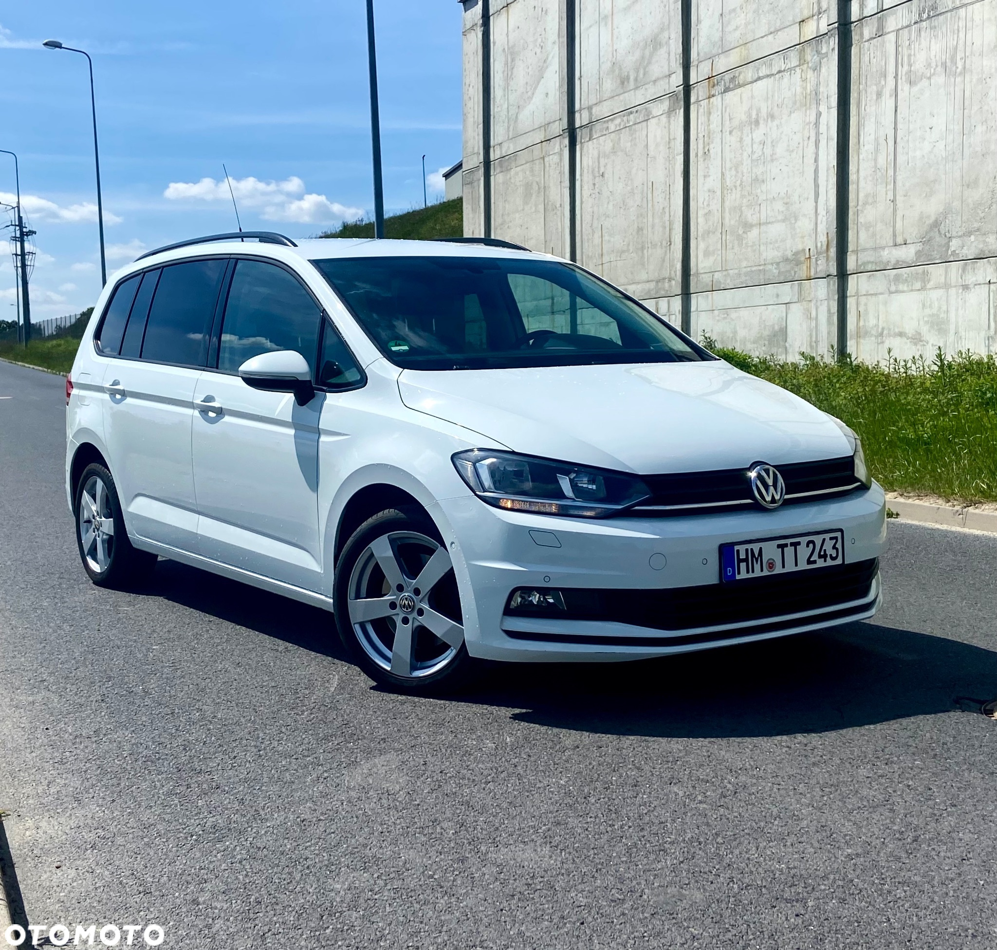 Volkswagen Touran 2.0 TDI SCR DSG Highline - 15