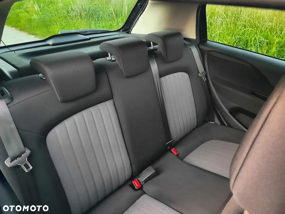 Fiat Punto Evo 1.2 8V Lounge - 8