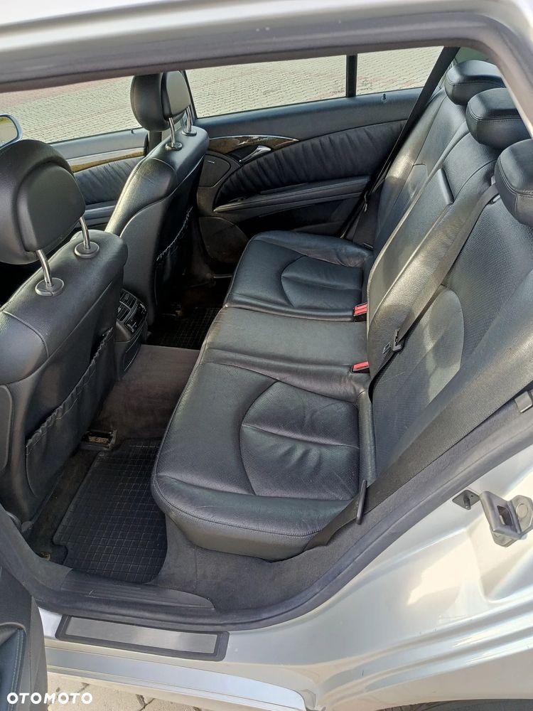Mercedes-Benz Klasa E 270 CDI Avantgarde - 19