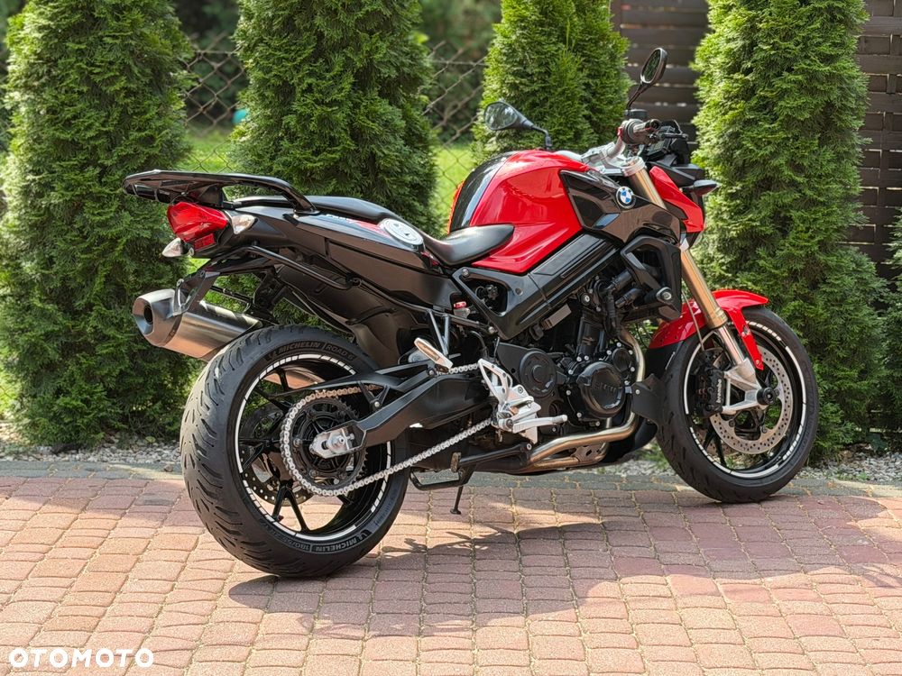 BMW F - 4