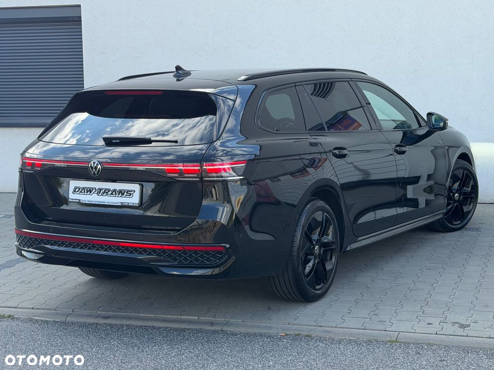 Volkswagen Passat Variant 2.0 TDI SCR DSG R-Line - 7
