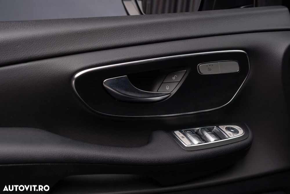 Mercedes-Benz V 300 d Lang 4Matic 9G-TRONIC Avantgarde - 17