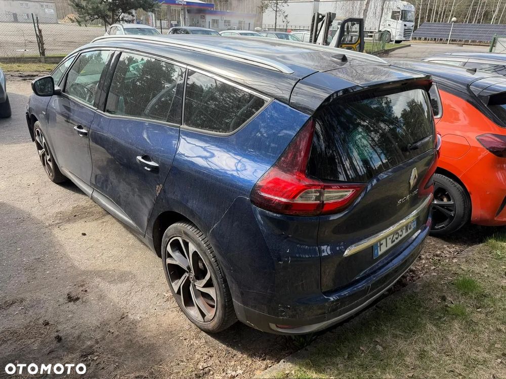 Renault Grand Scenic - 2