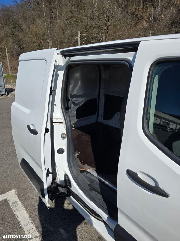 Opel Combo 1.5 L1H1 Start/Stop Enjoy - 11