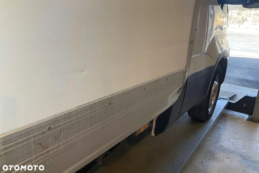 Iveco DAILY 35 3,0 CNG - 14