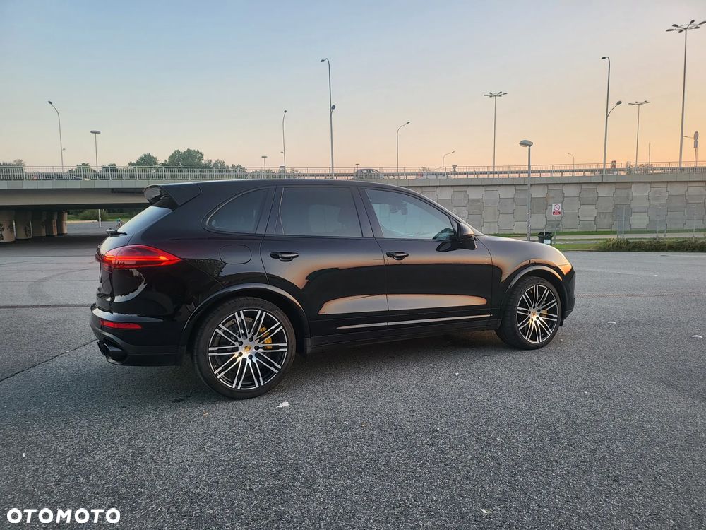 Porsche Cayenne Turbo S Tiptronic S - 13