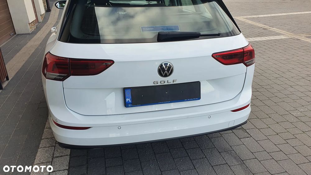 Volkswagen Golf - 8