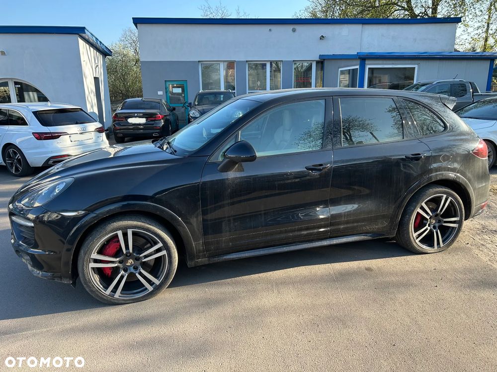 Porsche Cayenne Turbo Tiptronic S - 14