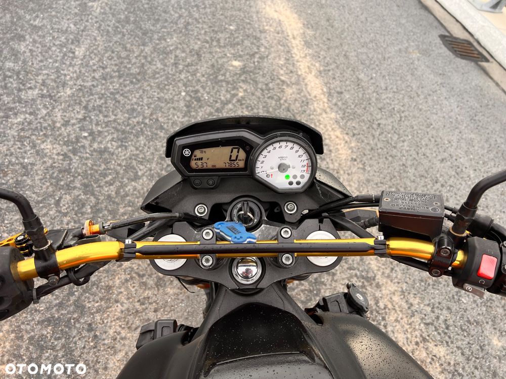 Yamaha FZ8 - 9