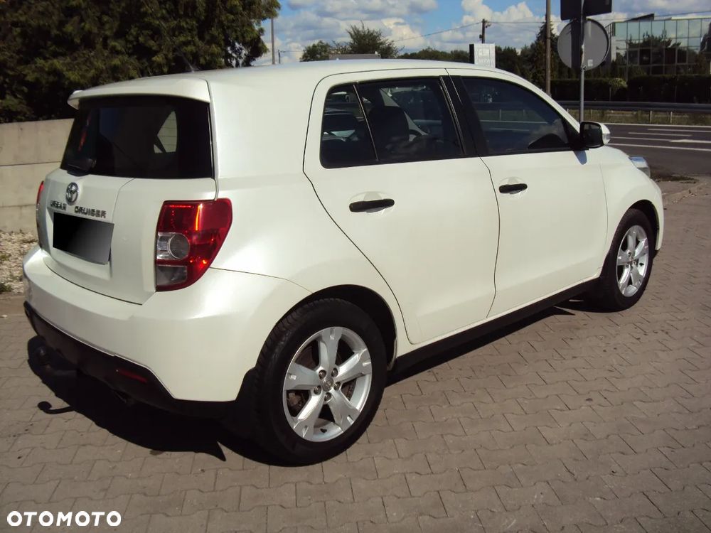 Toyota Urban Cruiser 1.33 Sol - 10