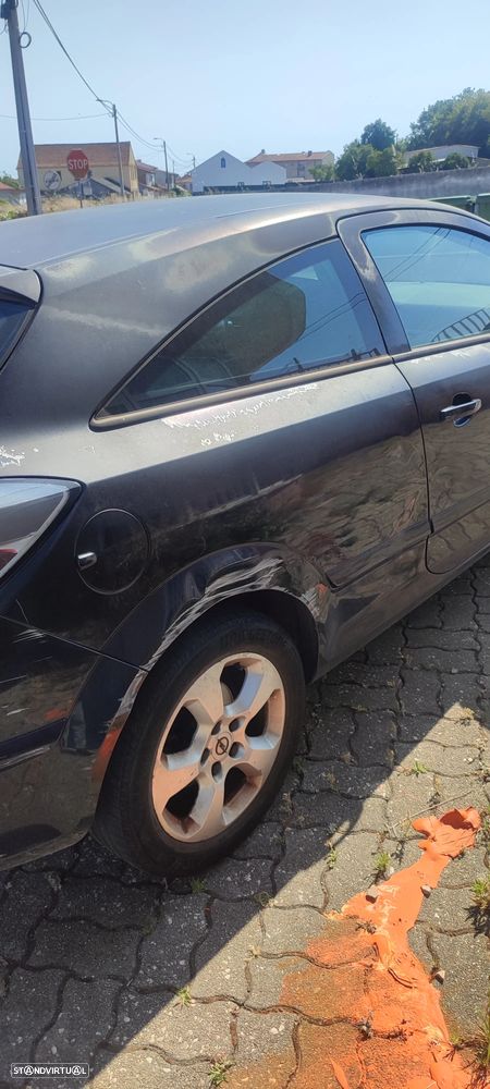 Opel Astra GTC 1.4 - 2