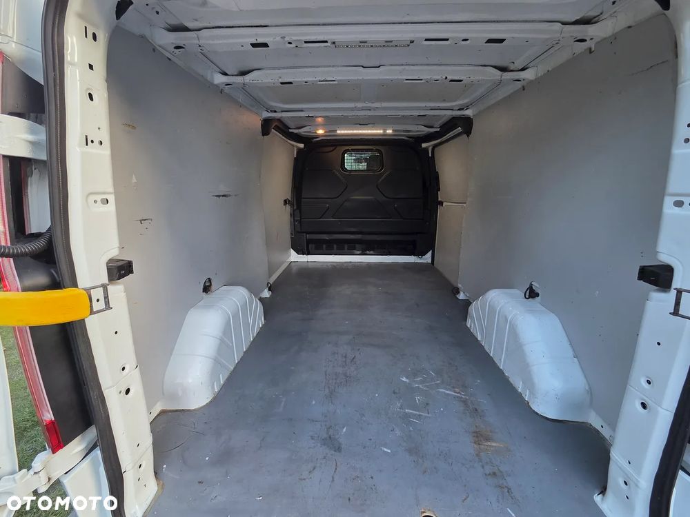Ford Transit Custom - 25