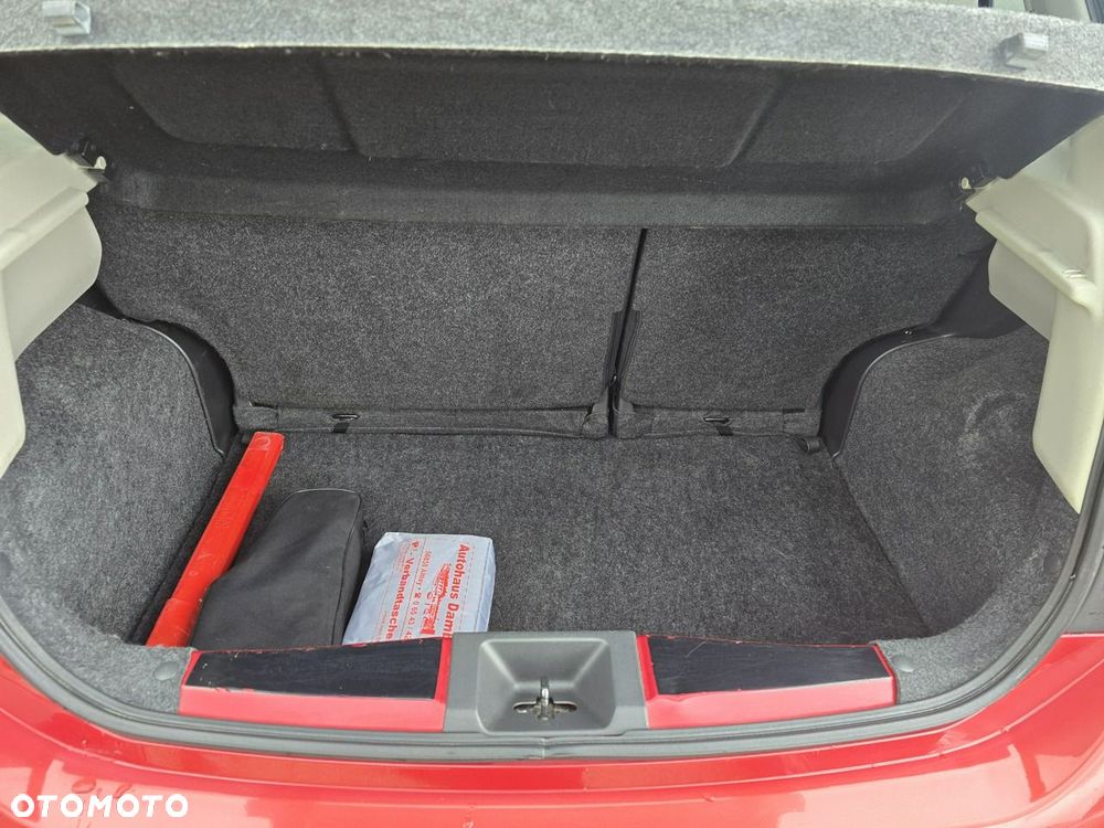 Nissan Micra 1.2 DIG-S Tekna EU6 - 23