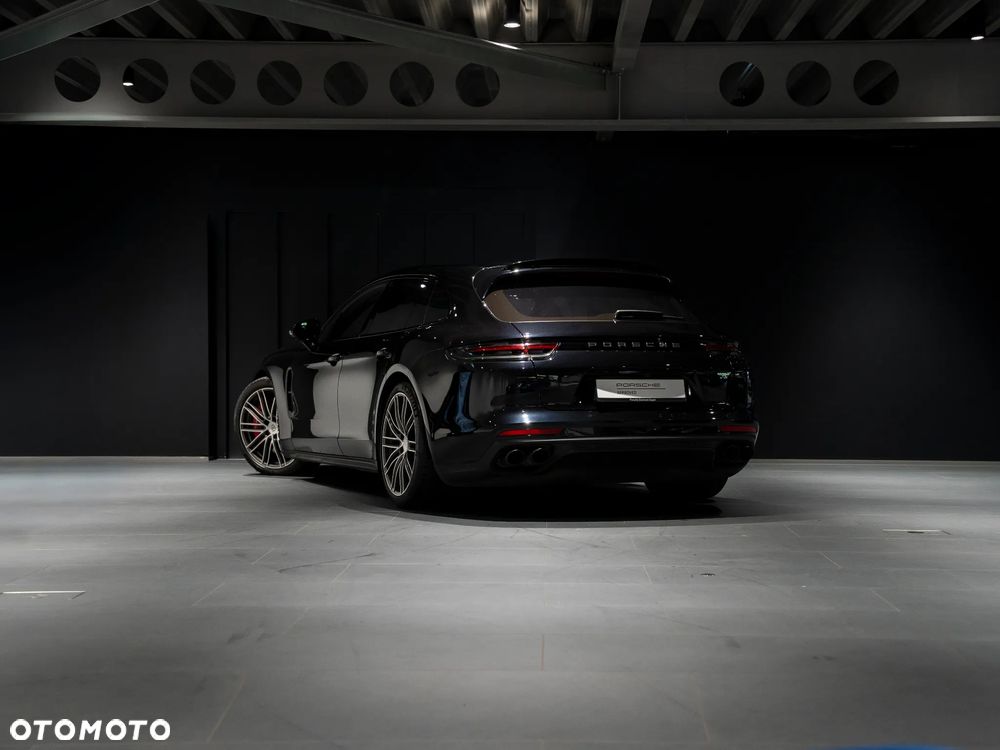 Porsche Panamera Turbo - 3
