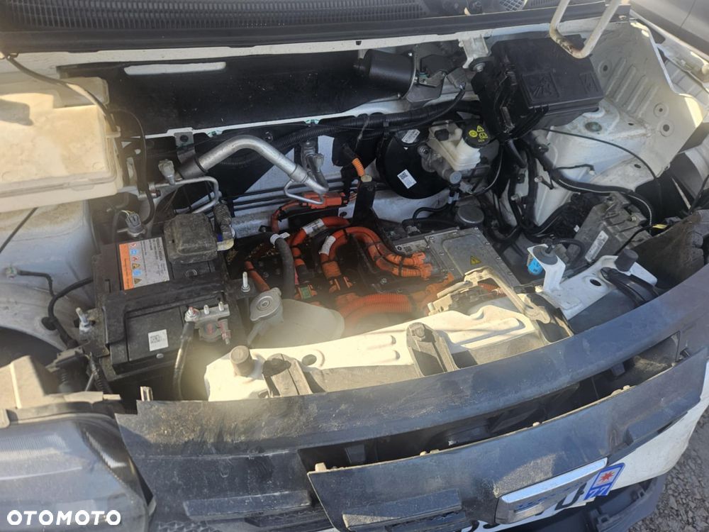 Dacia Spring Comfort - 12