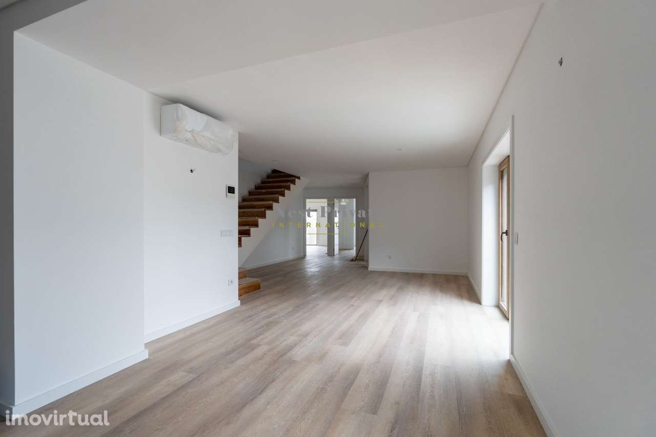Apartamento T5 Duplex Antas - Grande imagem: 4/35