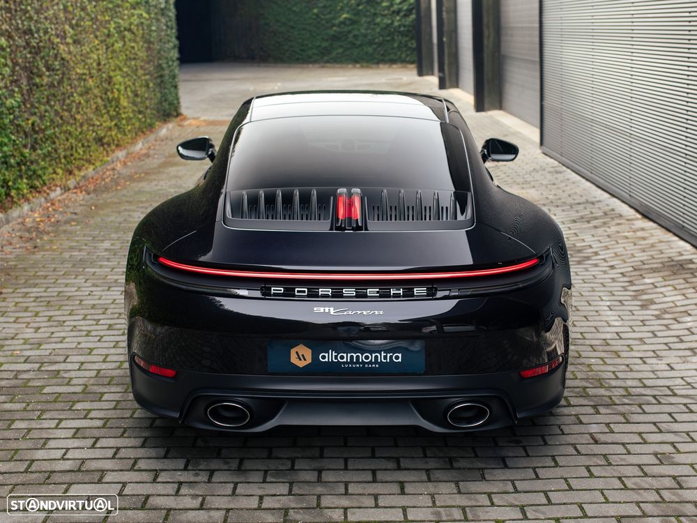 Porsche 911 (992) - 12